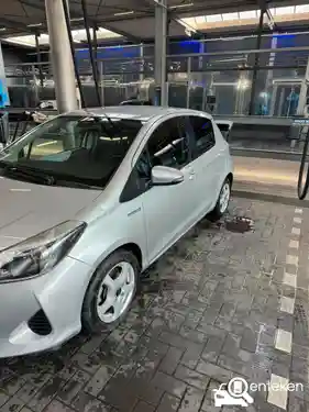 Toyota Yaris 1.5 Hybrid 2012