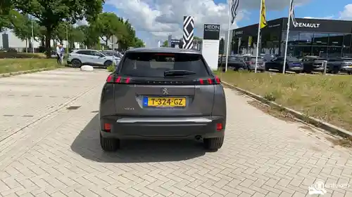 Peugeot 2008 1.2 PureTech 100 2023