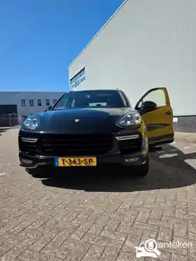 Porsche Cayenne GTS 2016