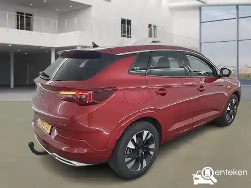 Opel Grandland 1.6 DI Turbo Hybrid 2023