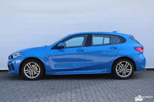 BMW 118i 2023