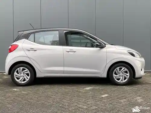 Hyundai i10 1.0 2023
