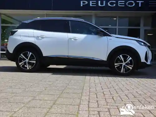 Peugeot 3008 1.2 PureTech 130 2023