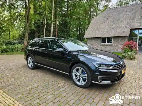 VW Passat Variant GTE 2017