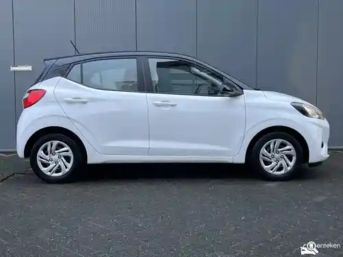 Hyundai i10 1.0 2023
