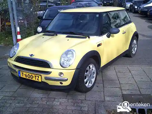 MINI  One 2001