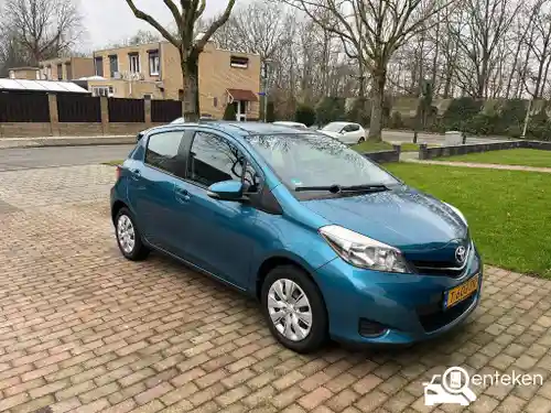 Toyota Yaris 1.0 2013