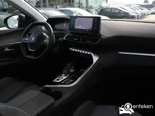 Peugeot 5008 1.2 PureTech 130 2021