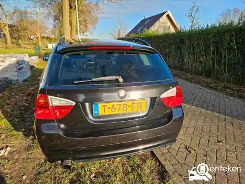 BMW 320i 2006