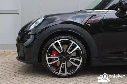 MINI Cabrio John Cooper Works 2023