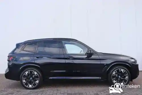 BMW iX3 2023