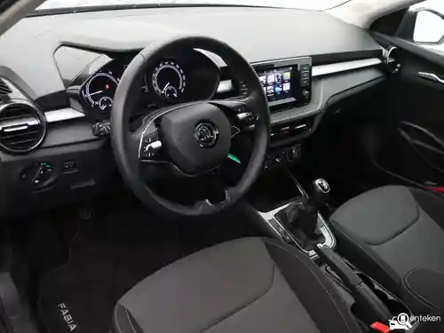 Skoda Fabia 1.0 TSI 2023