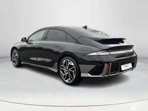 Hyundai IONIQ 6 (77,4 kWh) 2023