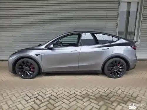 Tesla Model Y Maximum Range 2022