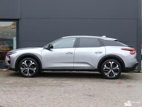 Citroen C5 X PureTech 130  2023
