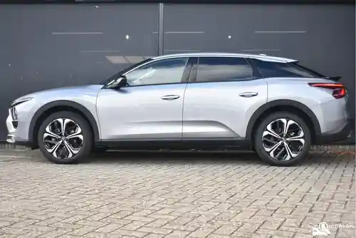 Citroen C5 X PureTech 130 2023
