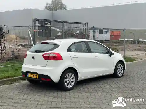 KIA Rio 1.1 CRDi ISG 2014