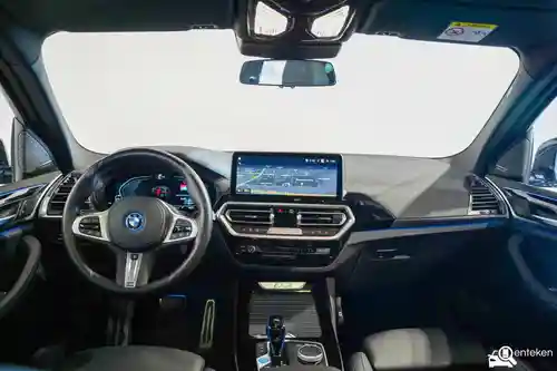 BMW iX3 2023