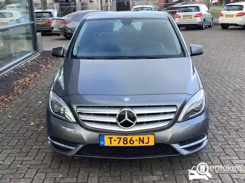 Mercedes-Benz B 180 BlueEFFICIENCY 2011
