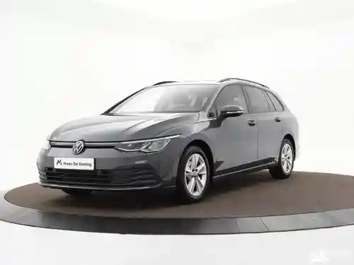 VW Golf Variant 1.0 eTSI 2023