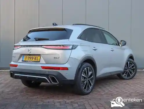 DS Automobiles DS 7 E-Tense 300 2023