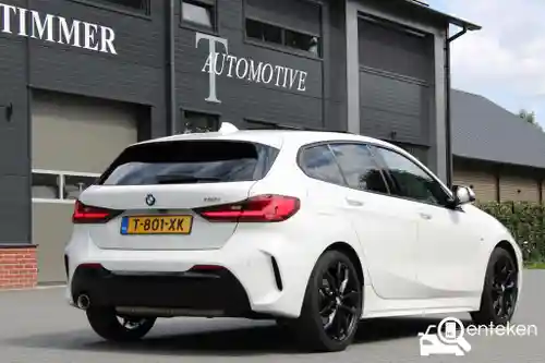 BMW 118i 2022
