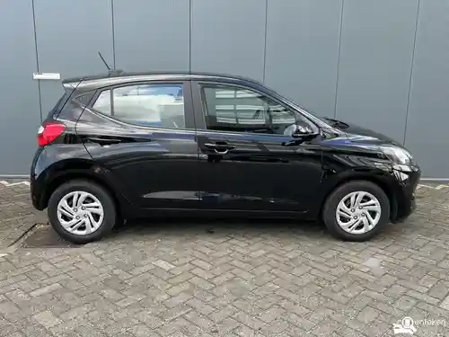 Hyundai i10 1.0 2023