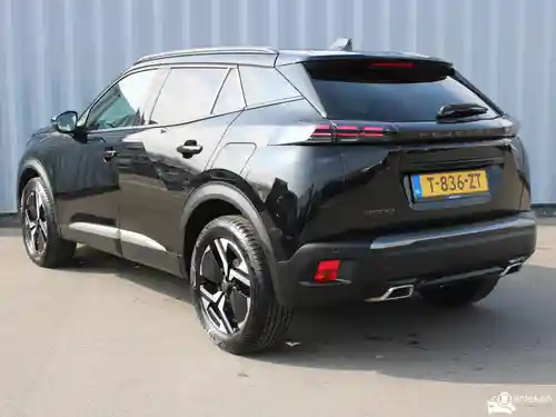 Peugeot 2008 1.2 PureTech 130 2023