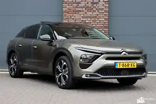 Citroen C5 X Hybrid 225 2023