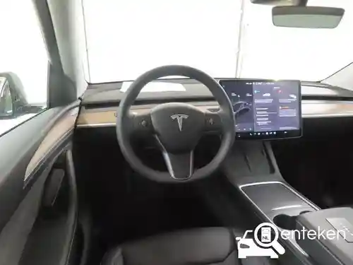 Tesla Model Y Maximum Range 2023