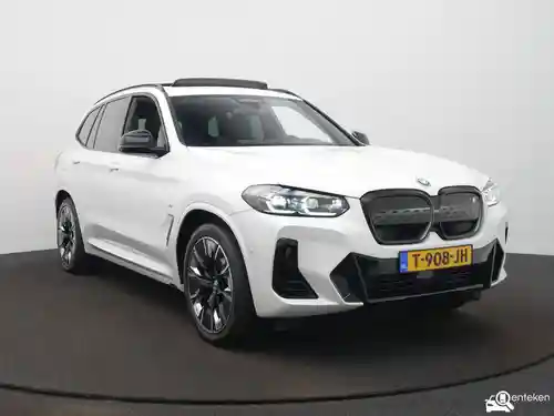 BMW iX3 2023