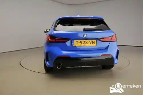BMW 118i 2023
