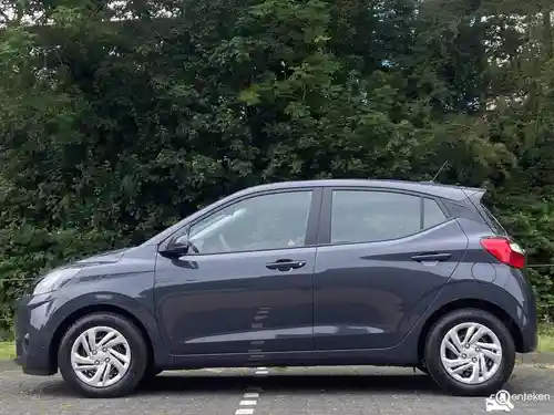 Hyundai i10 1.0 2023