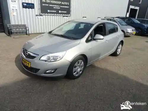 Opel Astra 1.6 2010