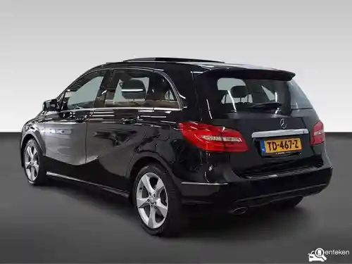 Mercedes-Benz B 180 2012