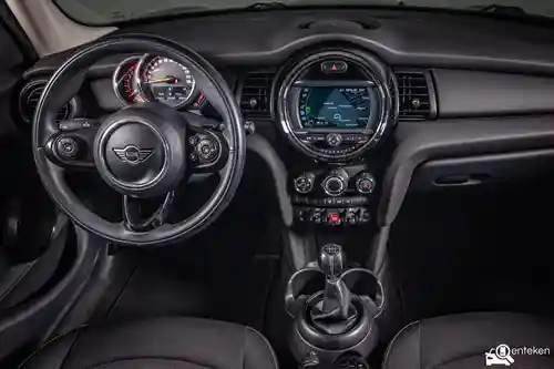 MINI  One 2018