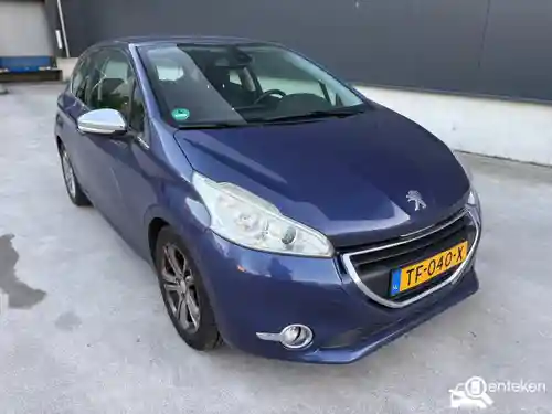 Peugeot 208 1.4 VTi 95 2012