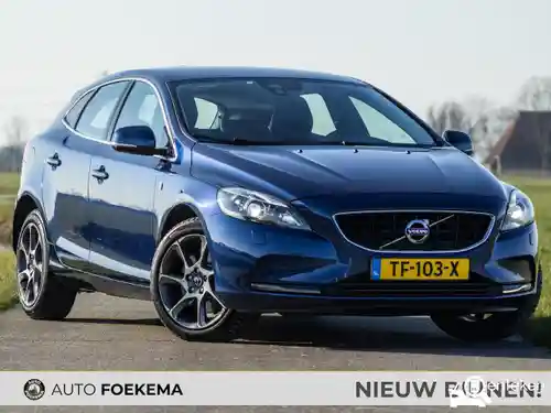 Volvo V40 D2 2015