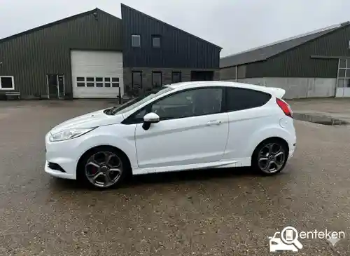 Ford Fiesta ST 2013
