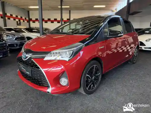 Toyota Yaris 1.5 Hybrid 2016