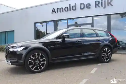 Volvo V90 Cross Country T5 2018