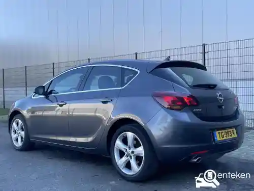 Opel Astra 1.4 Turbo 2010