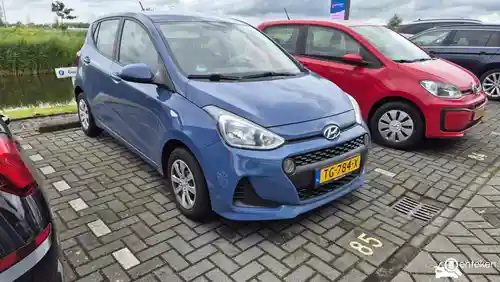 Hyundai i10 1.0 blue 2018