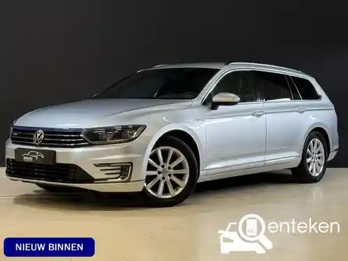 VW Passat Variant GTE 2016