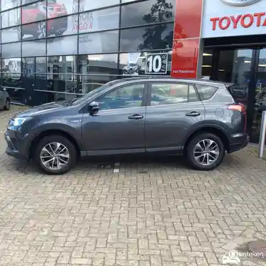 Toyota RAV4 2.5 Hybrid 2018