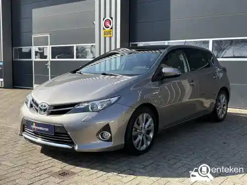 Toyota Auris 1.8 Hybrid 2014