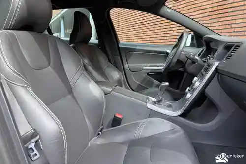 Volvo V60 T3 2018