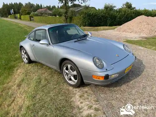 Porsche 911 Carrera Coupé 4 1995