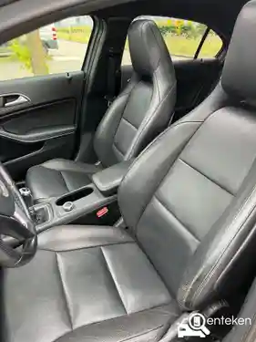 Mercedes-Benz A 180 2013