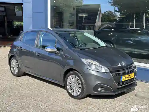 Peugeot 208 1.2 PureTech 82 2016